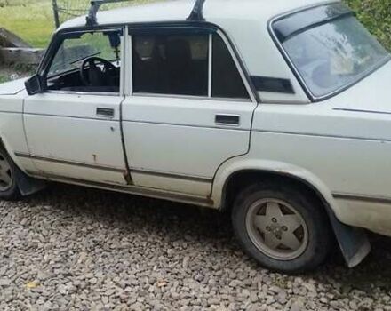 Белый ВАЗ 2105, объемом двигателя 1.2 л и пробегом 125 тыс. км за 670 $, фото 4 на Automoto.ua