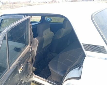 Белый ВАЗ 2105, объемом двигателя 1 л и пробегом 2 тыс. км за 350 $, фото 12 на Automoto.ua