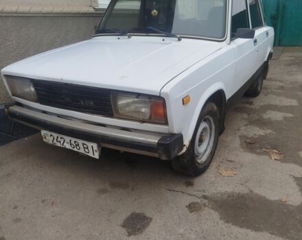Белый ВАЗ 2105, объемом двигателя 1.1 л и пробегом 267 тыс. км за 477 $, фото 1 на Automoto.ua