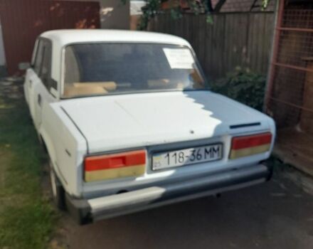 Білий ВАЗ 2105, об'ємом двигуна 1.6 л та пробігом 260 тис. км за 800 $, фото 4 на Automoto.ua