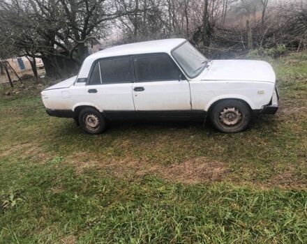 Білий ВАЗ 2105, об'ємом двигуна 1.2 л та пробігом 155 тис. км за 331 $, фото 2 на Automoto.ua