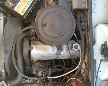 Белый ВАЗ 2105, объемом двигателя 1 л и пробегом 2 тыс. км за 350 $, фото 2 на Automoto.ua