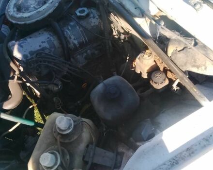 Белый ВАЗ 2105, объемом двигателя 1.5 л и пробегом 40 тыс. км за 650 $, фото 7 на Automoto.ua