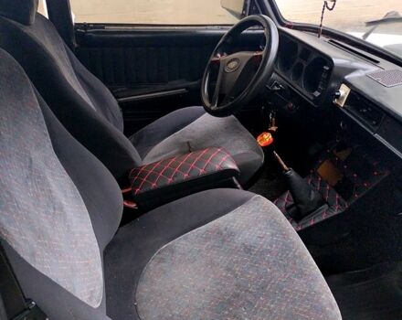 Білий ВАЗ 2105, об'ємом двигуна 1.5 л та пробігом 201 тис. км за 1100 $, фото 4 на Automoto.ua