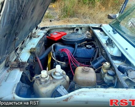 Белый ВАЗ 2105, объемом двигателя 1.5 л и пробегом 297 тыс. км за 850 $, фото 9 на Automoto.ua