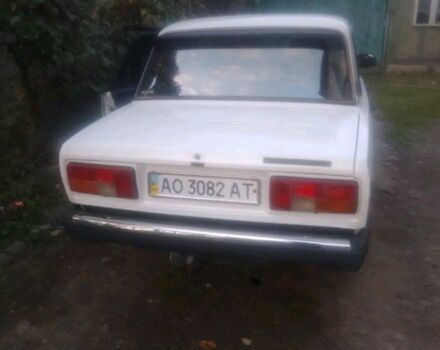 Белый ВАЗ 2105, объемом двигателя 1.5 л и пробегом 9 тыс. км за 600 $, фото 2 на Automoto.ua