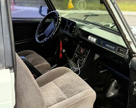 Білий ВАЗ 2105, об'ємом двигуна 1.5 л та пробігом 450 тис. км за 1300 $, фото 7 на Automoto.ua