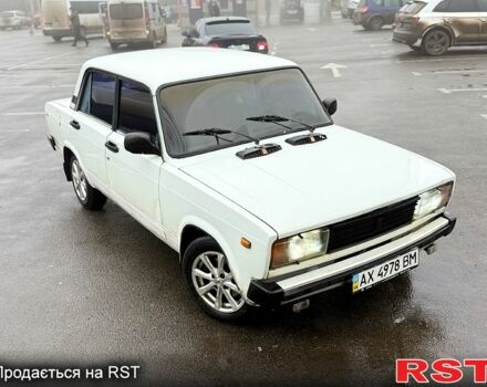 Білий ВАЗ 2105, об'ємом двигуна 1.5 л та пробігом 450 тис. км за 1300 $, фото 5 на Automoto.ua