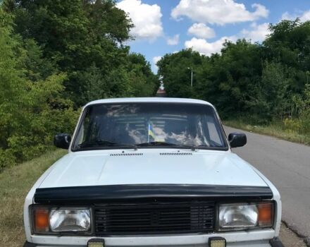 Белый ВАЗ 2105, объемом двигателя 1.7 л и пробегом 100 тыс. км за 833 $, фото 1 на Automoto.ua
