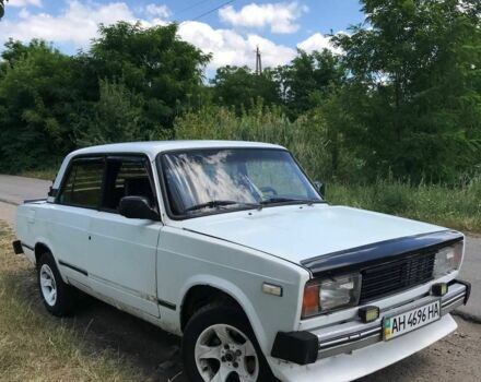 Белый ВАЗ 2105, объемом двигателя 1.7 л и пробегом 100 тыс. км за 833 $, фото 2 на Automoto.ua