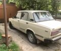 Белый ВАЗ 2105, объемом двигателя 1.5 л и пробегом 300 тыс. км за 1050 $, фото 1 на Automoto.ua