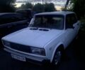 Білий ВАЗ 2105, об'ємом двигуна 1.5 л та пробігом 200 тис. км за 601 $, фото 1 на Automoto.ua