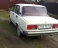 Белый ВАЗ 2105, объемом двигателя 1.5 л и пробегом 250 тыс. км за 450 $, фото 1 на Automoto.ua