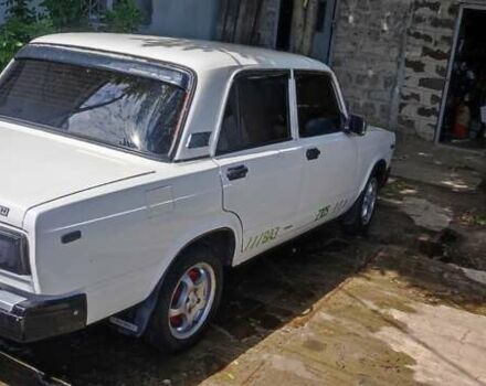 Білий ВАЗ 2105, об'ємом двигуна 1.46 л та пробігом 150 тис. км за 1500 $, фото 11 на Automoto.ua
