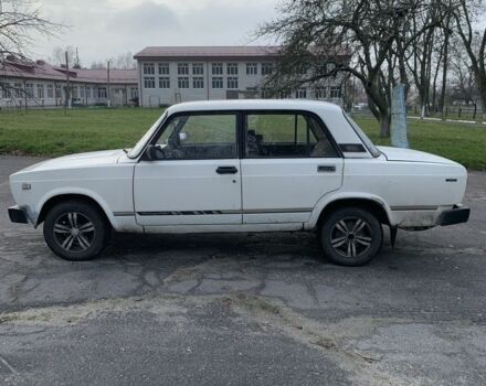 Белый ВАЗ 2105, объемом двигателя 1.6 л и пробегом 3 тыс. км за 737 $, фото 1 на Automoto.ua