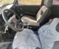 Белый ВАЗ 2105, объемом двигателя 1.5 л и пробегом 300 тыс. км за 337 $, фото 4 на Automoto.ua