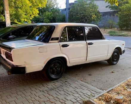 Белый ВАЗ 2105, объемом двигателя 1.3 л и пробегом 0 тыс. км за 550 $, фото 4 на Automoto.ua