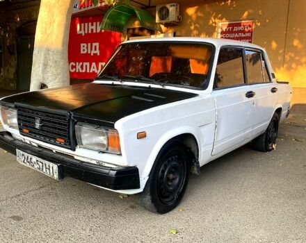Белый ВАЗ 2105, объемом двигателя 1.3 л и пробегом 0 тыс. км за 550 $, фото 5 на Automoto.ua