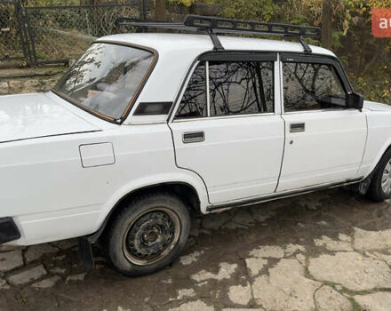 Білий ВАЗ 2105, об'ємом двигуна 1.5 л та пробігом 56 тис. км за 1000 $, фото 1 на Automoto.ua