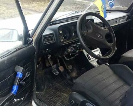 Білий ВАЗ 2105, об'ємом двигуна 1.5 л та пробігом 250 тис. км за 500 $, фото 5 на Automoto.ua