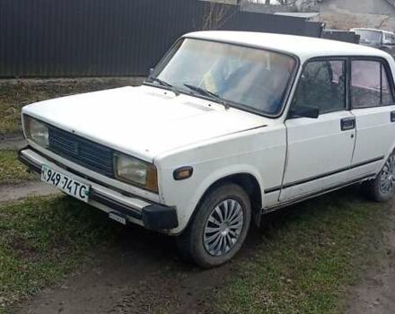Білий ВАЗ 2105, об'ємом двигуна 1.5 л та пробігом 250 тис. км за 500 $, фото 3 на Automoto.ua