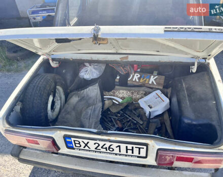 Белый ВАЗ 2105, объемом двигателя 1.5 л и пробегом 49 тыс. км за 800 $, фото 5 на Automoto.ua