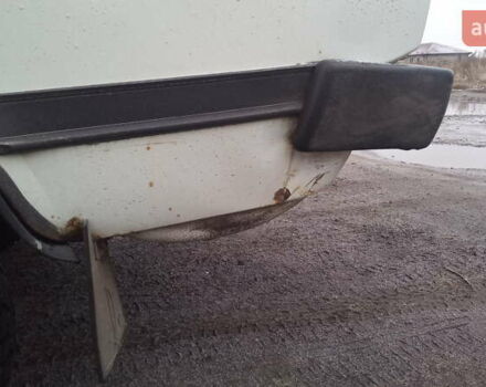 Белый ВАЗ 2105, объемом двигателя 1.5 л и пробегом 228 тыс. км за 1020 $, фото 6 на Automoto.ua