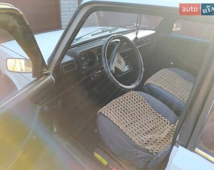 Белый ВАЗ 2105, объемом двигателя 1.5 л и пробегом 228 тыс. км за 1020 $, фото 14 на Automoto.ua