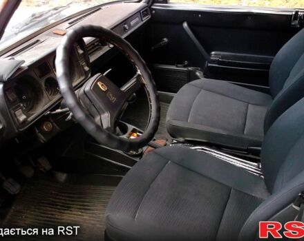 Білий ВАЗ 2105, об'ємом двигуна 1.5 л та пробігом 0 тис. км за 800 $, фото 3 на Automoto.ua