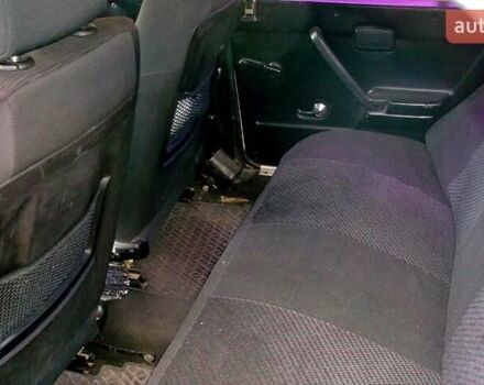 Белый ВАЗ 2105, объемом двигателя 1.5 л и пробегом 100 тыс. км за 450 $, фото 3 на Automoto.ua