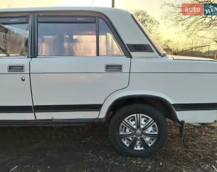 Белый ВАЗ 2105, объемом двигателя 1.5 л и пробегом 228 тыс. км за 1020 $, фото 12 на Automoto.ua