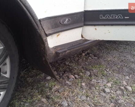 Белый ВАЗ 2105, объемом двигателя 1.5 л и пробегом 228 тыс. км за 1020 $, фото 5 на Automoto.ua