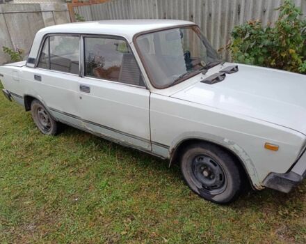Белый ВАЗ 2105, объемом двигателя 0 л и пробегом 50 тыс. км за 365 $, фото 2 на Automoto.ua