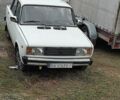 Белый ВАЗ 2105, объемом двигателя 3 л и пробегом 567 тыс. км за 590 $, фото 1 на Automoto.ua