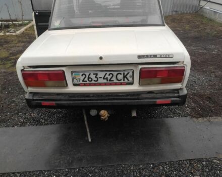 Белый ВАЗ 2105, объемом двигателя 0 л и пробегом 60 тыс. км за 593 $, фото 2 на Automoto.ua