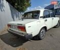 Белый ВАЗ 2105, объемом двигателя 1.5 л и пробегом 300 тыс. км за 700 $, фото 3 на Automoto.ua