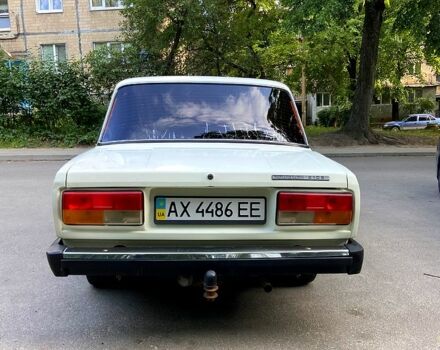 Белый ВАЗ 2105, объемом двигателя 1.5 л и пробегом 92 тыс. км за 900 $, фото 3 на Automoto.ua