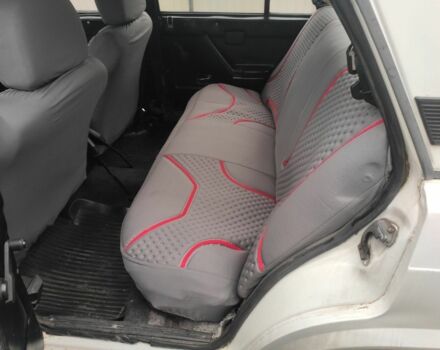 Белый ВАЗ 2105, объемом двигателя 0 л и пробегом 60 тыс. км за 593 $, фото 4 на Automoto.ua