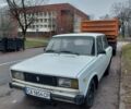 Белый ВАЗ 2105, объемом двигателя 0 л и пробегом 64 тыс. км за 577 $, фото 1 на Automoto.ua