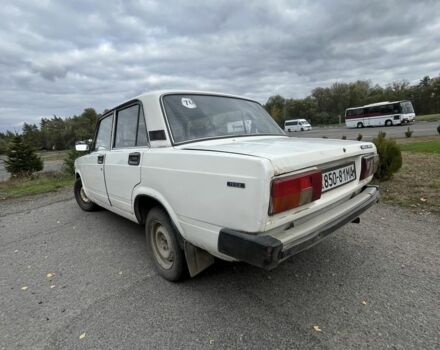 Білий ВАЗ 2105, об'ємом двигуна 1.5 л та пробігом 100 тис. км за 400 $, фото 4 на Automoto.ua