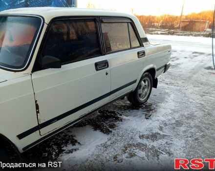 Білий ВАЗ 2105, об'ємом двигуна 15 л та пробігом 0 тис. км за 990 $, фото 6 на Automoto.ua