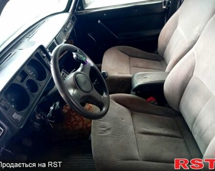 Білий ВАЗ 2105, об'ємом двигуна 1.5 л та пробігом 100 тис. км за 1000 $, фото 9 на Automoto.ua