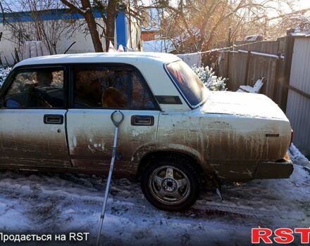 Білий ВАЗ 2105, об'ємом двигуна 15 л та пробігом 0 тис. км за 990 $, фото 1 на Automoto.ua