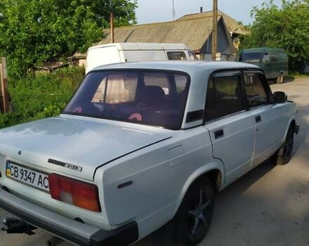 Белый ВАЗ 2105, объемом двигателя 1.5 л и пробегом 81 тыс. км за 950 $, фото 6 на Automoto.ua