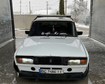 Белый ВАЗ 2105, объемом двигателя 1.5 л и пробегом 3 тыс. км за 900 $, фото 1 на Automoto.ua