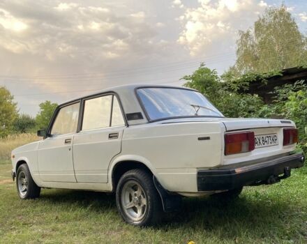 Белый ВАЗ 2105, объемом двигателя 1.5 л и пробегом 299 тыс. км за 950 $, фото 2 на Automoto.ua
