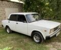 Белый ВАЗ 2105, объемом двигателя 1.5 л и пробегом 299 тыс. км за 950 $, фото 4 на Automoto.ua