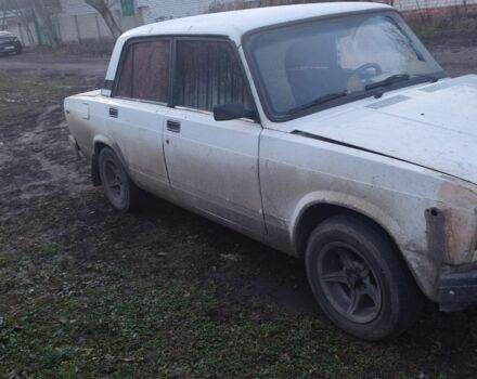 Білий ВАЗ 2105, об'ємом двигуна 1.5 л та пробігом 100 тис. км за 831 $, фото 1 на Automoto.ua