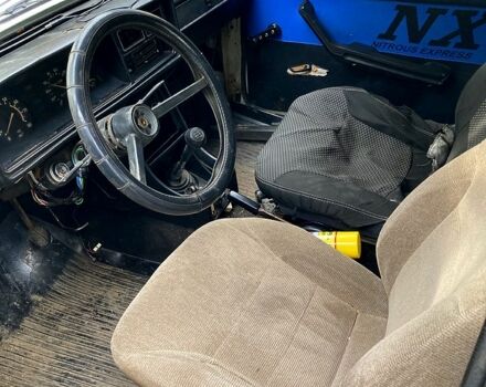 Белый ВАЗ 2105, объемом двигателя 1.3 л и пробегом 200 тыс. км за 500 $, фото 2 на Automoto.ua