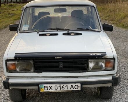 Белый ВАЗ 2105, объемом двигателя 1.5 л и пробегом 75 тыс. км за 750 $, фото 3 на Automoto.ua